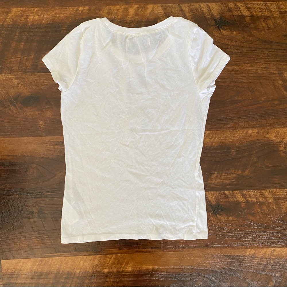 Abercrombie Kids Girls White Graphic Tee - Picture 5 of 5